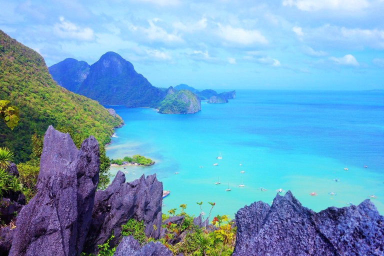 View from the top of our climb up Taraw Cliff in El Nido, Palawan